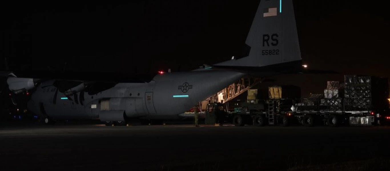 Κινητό μίνι-νοσοκομείο μετέφερε αεροσκάφος της USAF στην Ιταλία